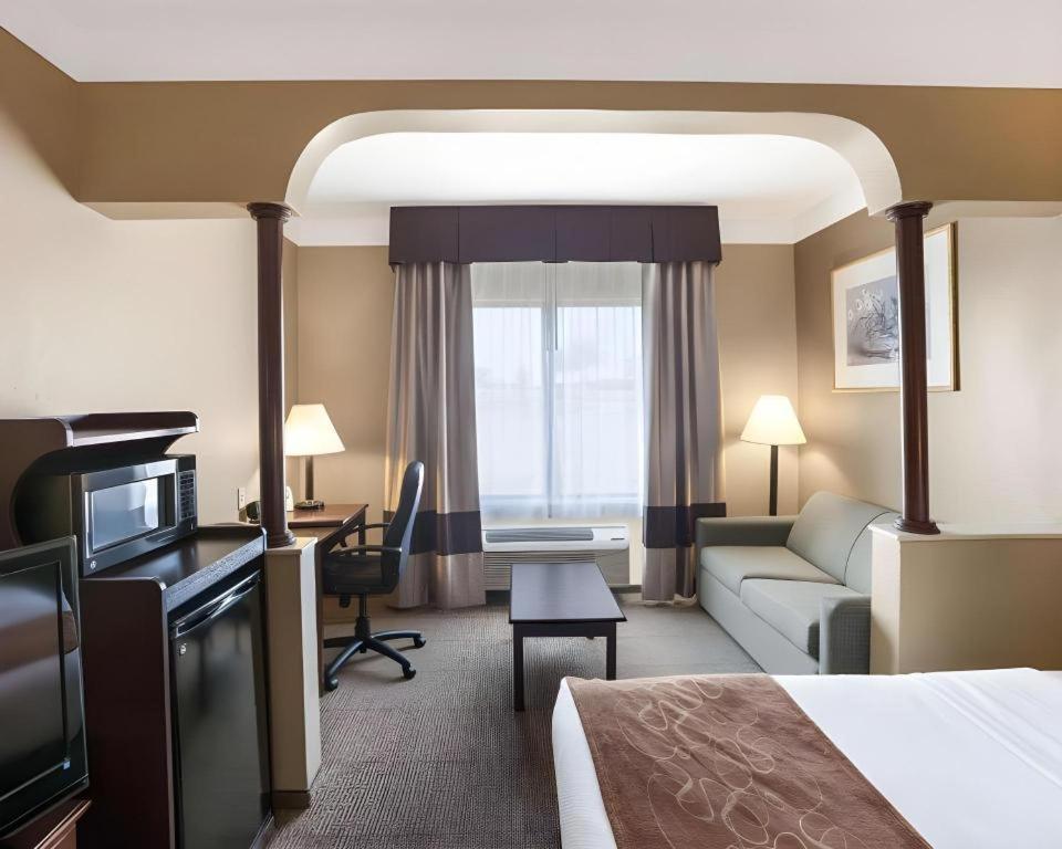 Comfort Suites Plainview Zewnętrze zdjęcie
