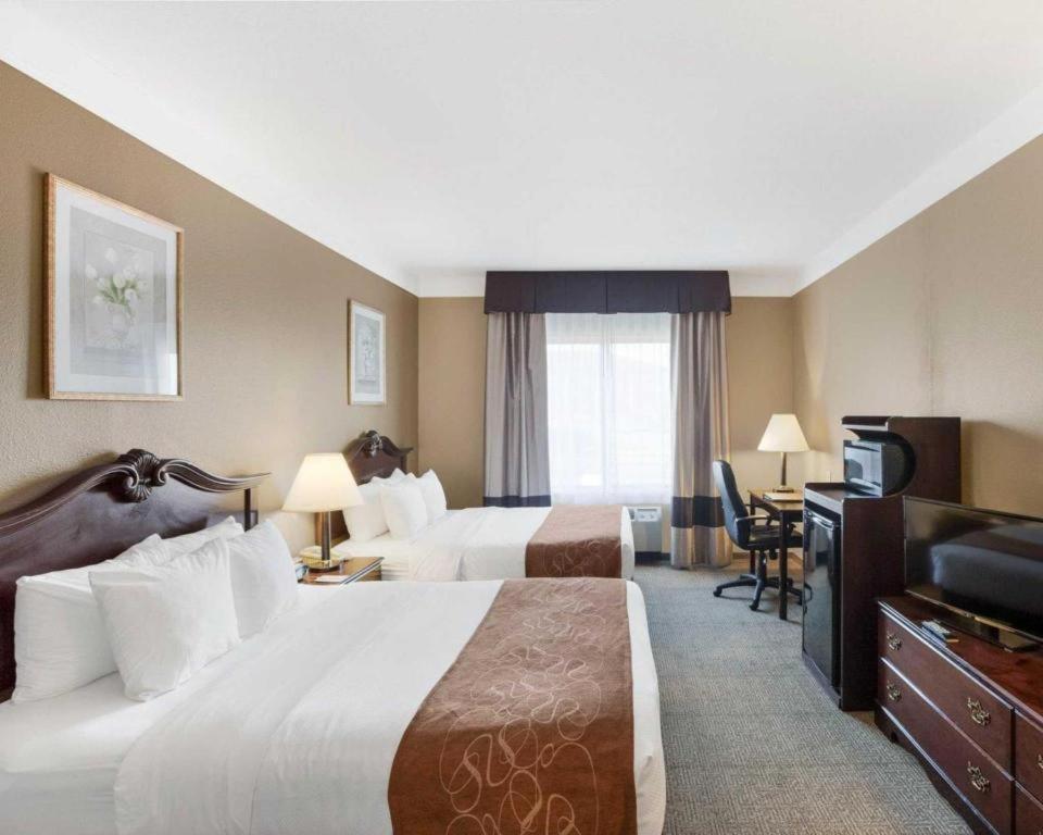 Comfort Suites Plainview Zewnętrze zdjęcie