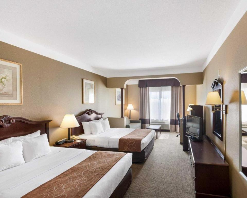 Comfort Suites Plainview Zewnętrze zdjęcie