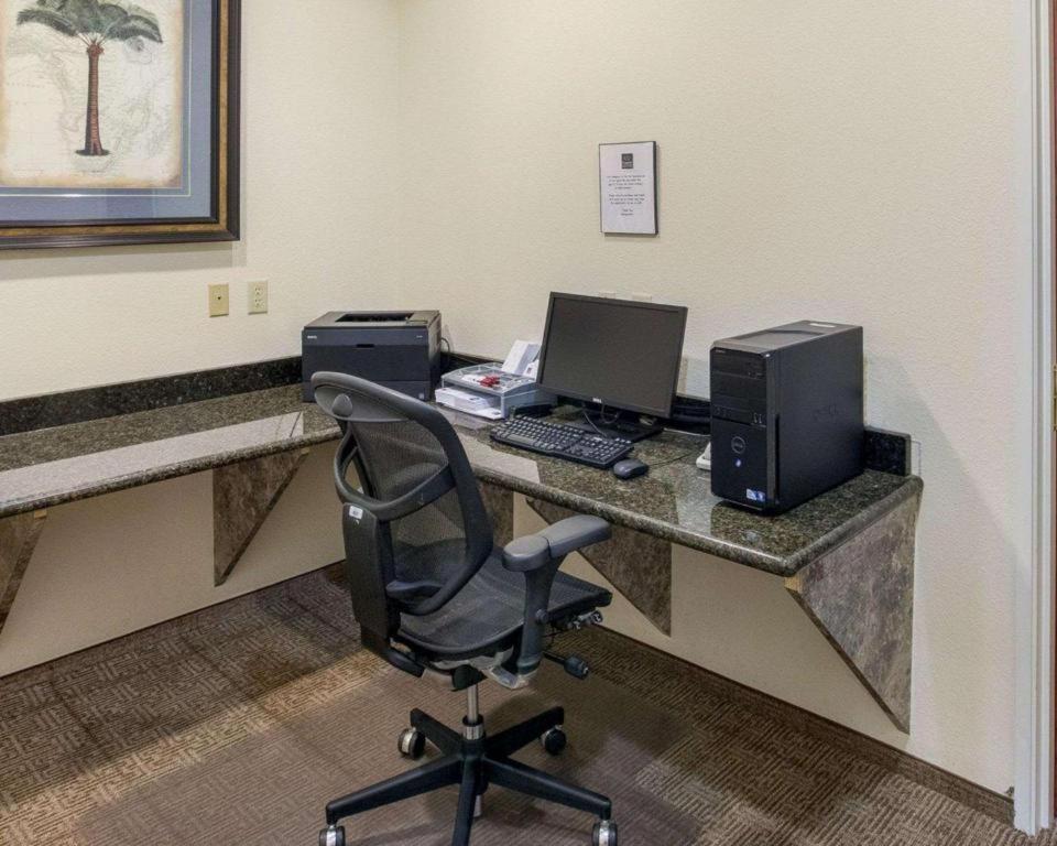 Comfort Suites Plainview Zewnętrze zdjęcie