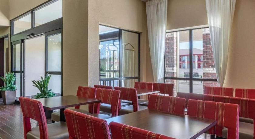 Comfort Suites Plainview Zewnętrze zdjęcie