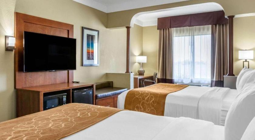 Comfort Suites Plainview Zewnętrze zdjęcie