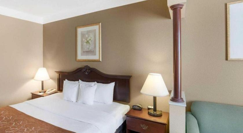 Comfort Suites Plainview Zewnętrze zdjęcie