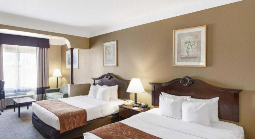 Comfort Suites Plainview Zewnętrze zdjęcie